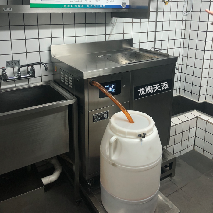 龙腾天添主营餐厨垃圾清运废弃油脂回收过期食品回收油水分离器销售等
