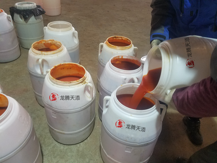 龙腾天添主营餐厨垃圾清运废弃油脂回收过期食品回收油水分离器销售等